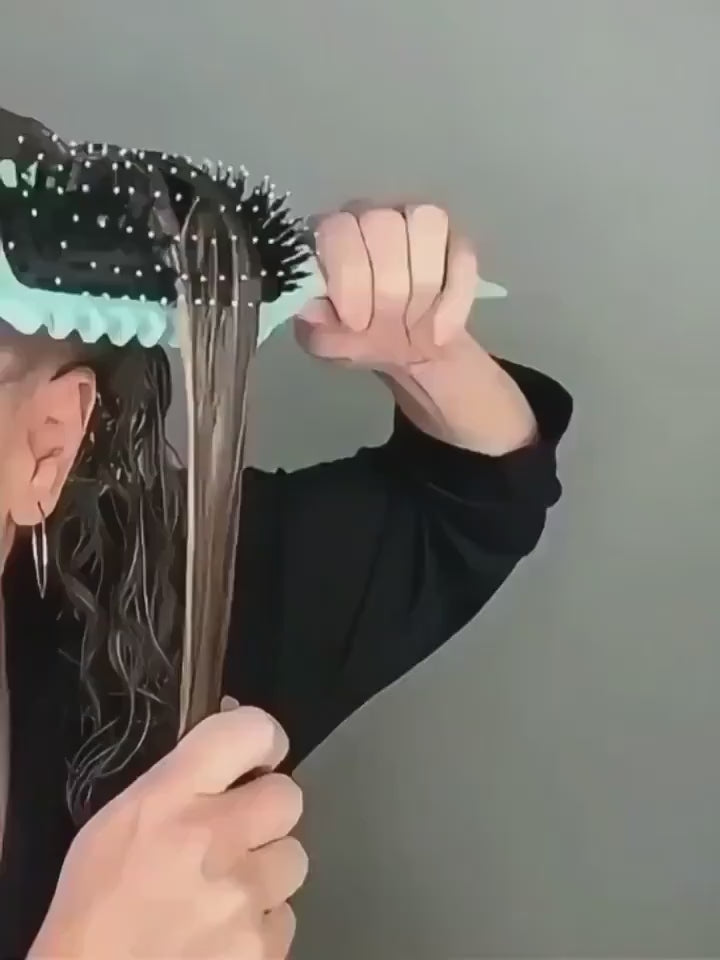 Curl Defining Hair Brush